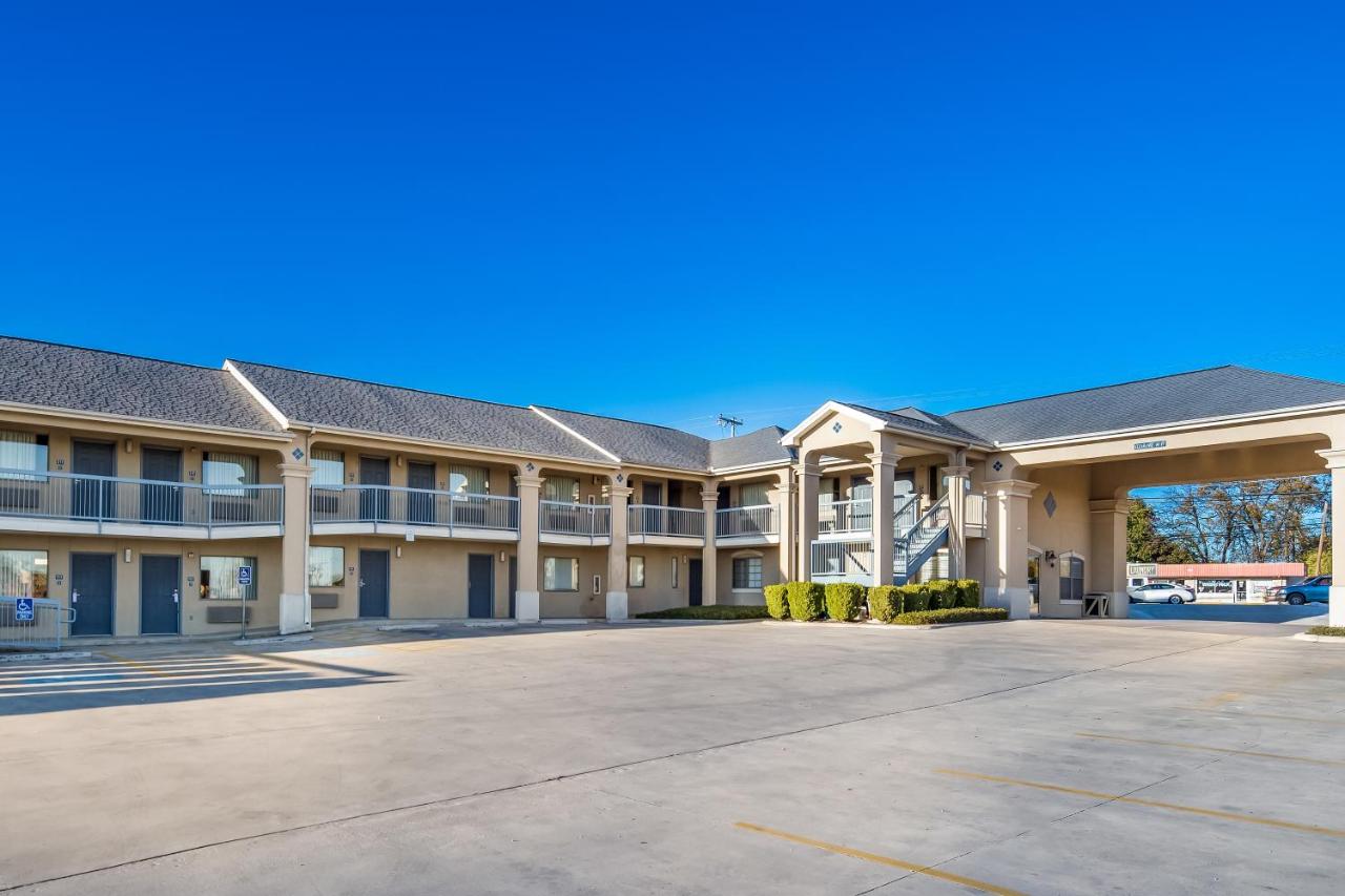 Great Value Inn — photo 7