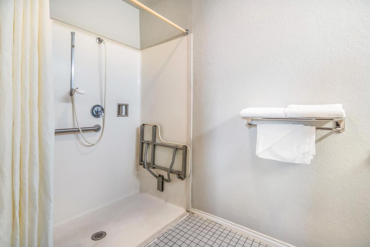 Great Value Inn — photo 22