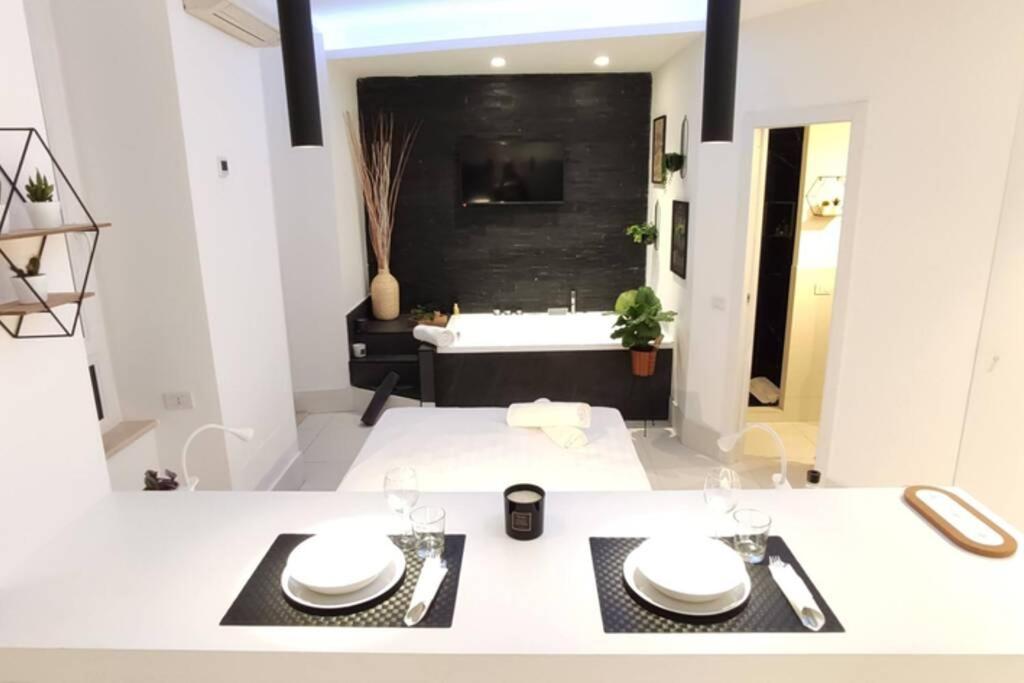 Elegante open space con vasca idromassaggio a Trastevere - 5