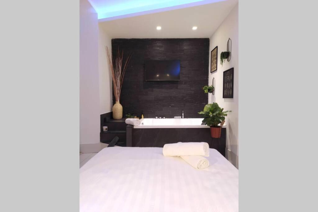 Elegante open space con vasca idromassaggio a Trastevere - 2