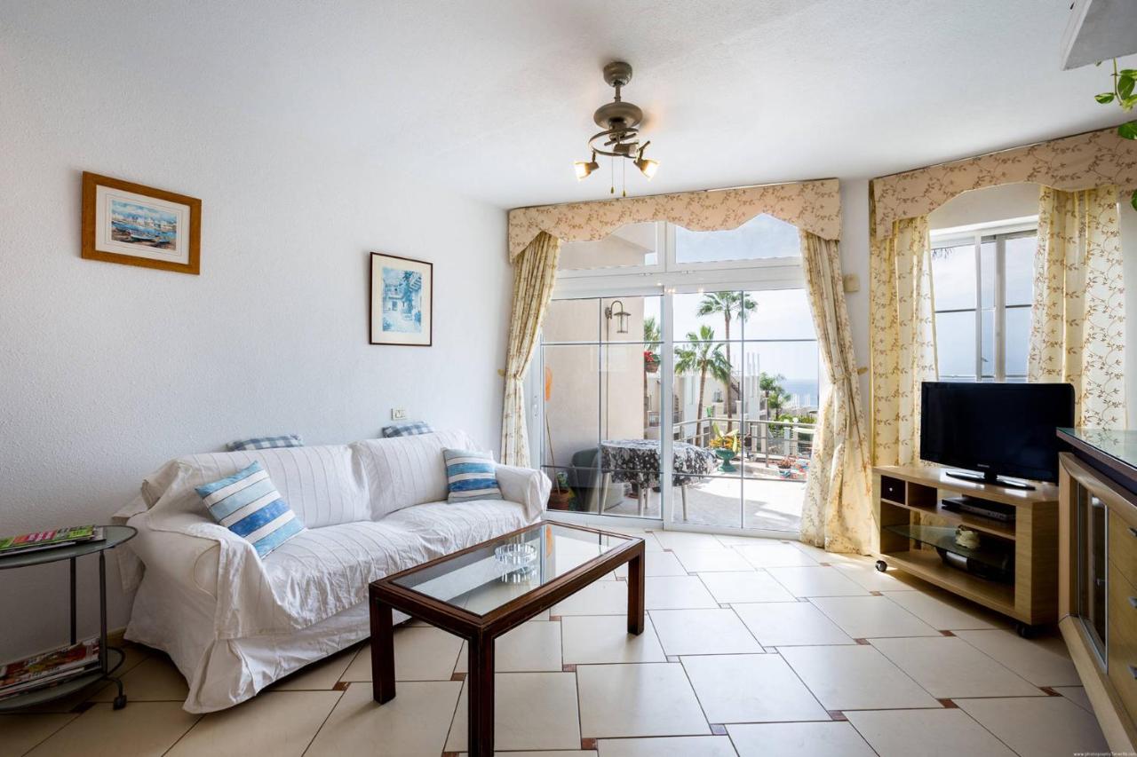 Apartment GO2TENERIFE ApartPaseo Terrace sea view + beach ...