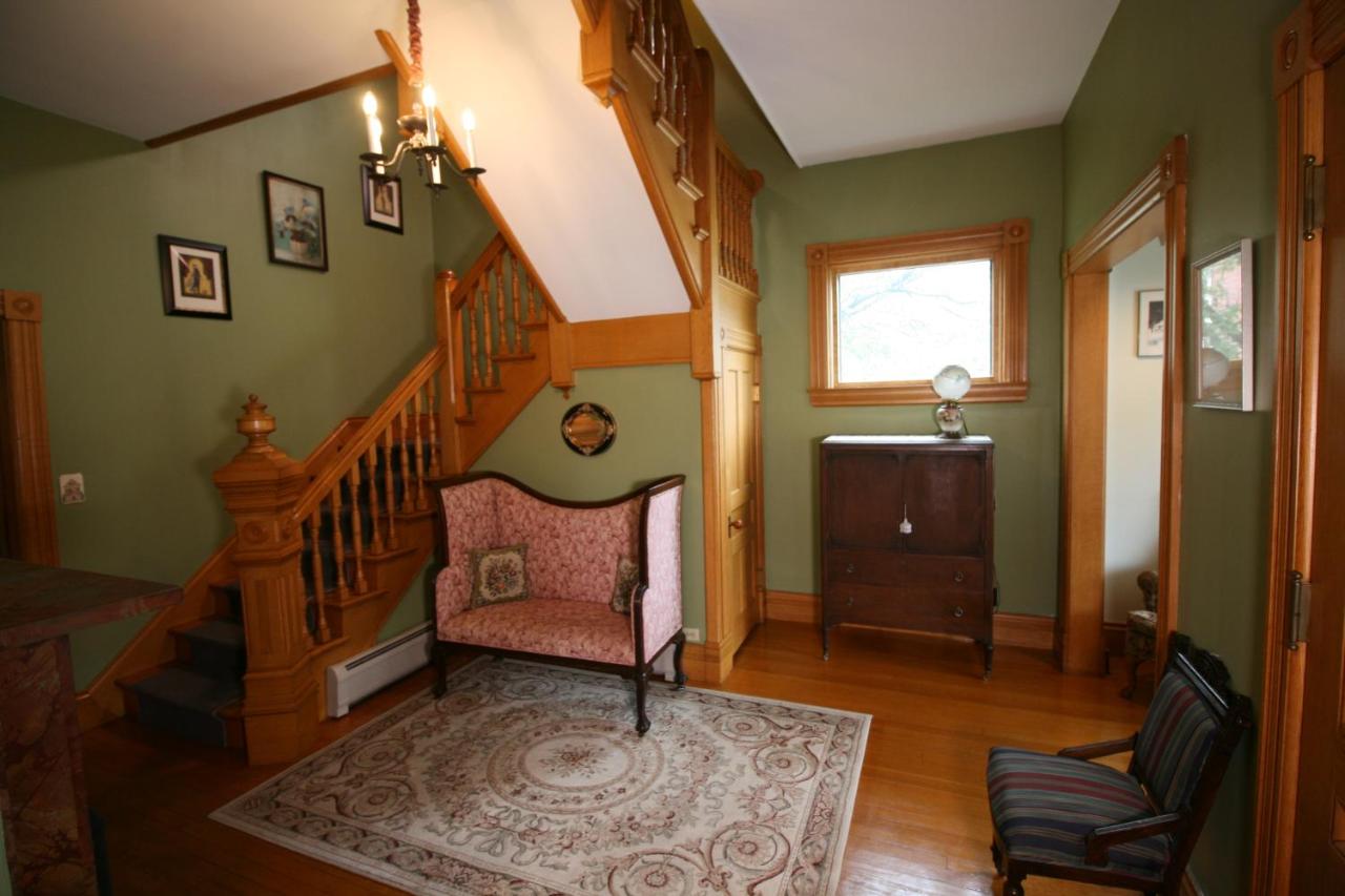 The Governor's Bed and Breakfast — photo 10