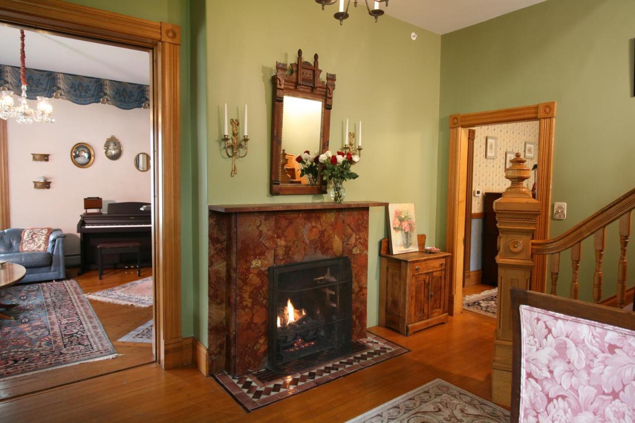 The Governor's Bed and Breakfast — photo 13
