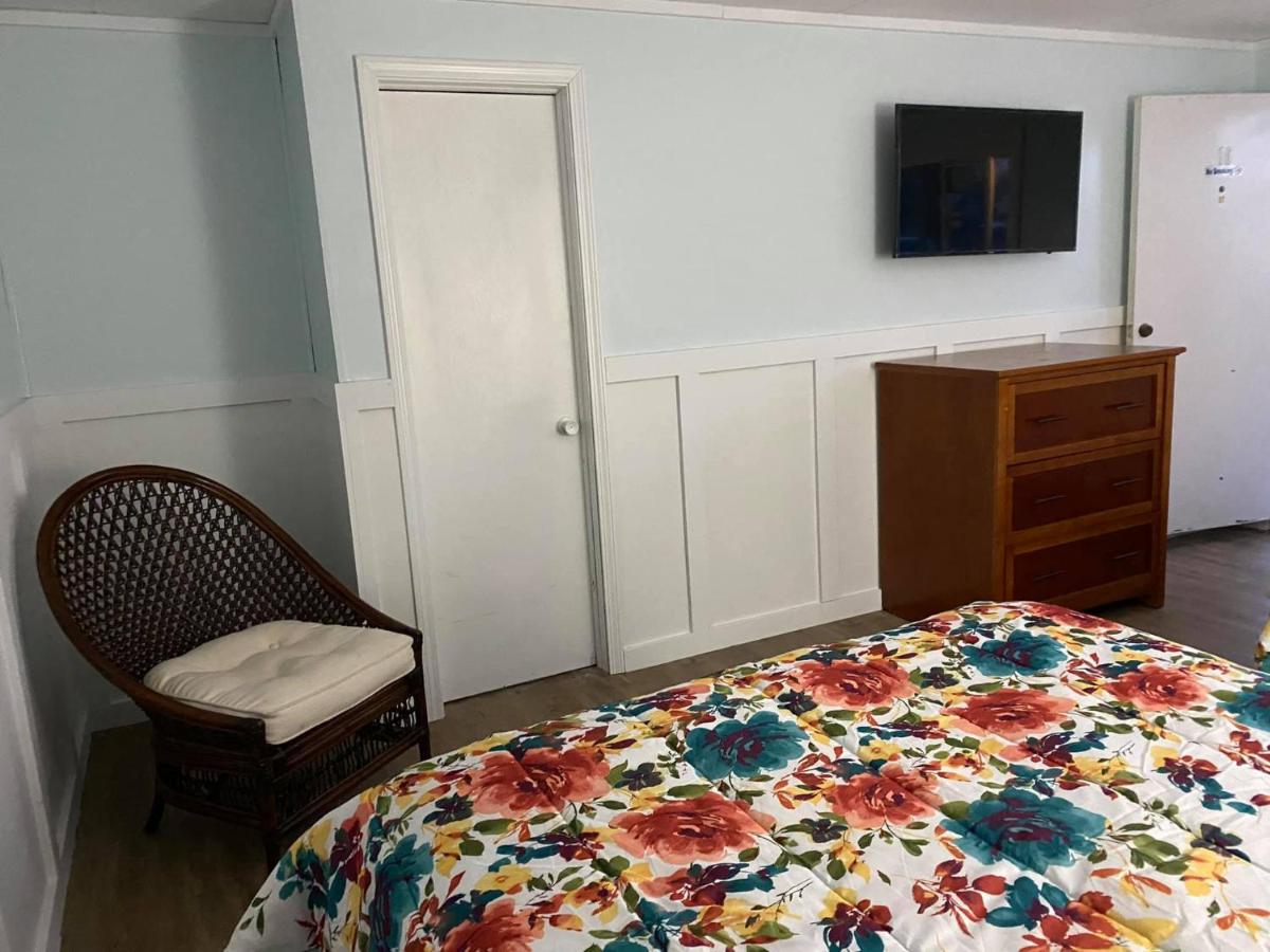 The Palms Motel — photo 3