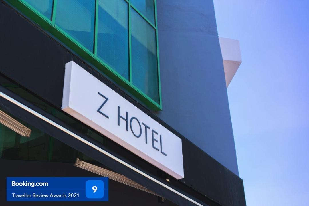 Z HOTEL - 3