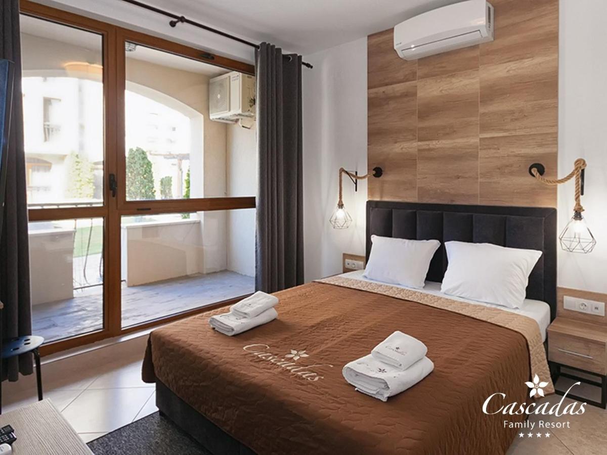 Cascadas Family Resort photo
