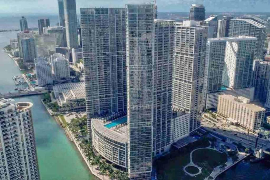 Icon Brickell -LUX 2 Bedroom with City & Bayview - 4