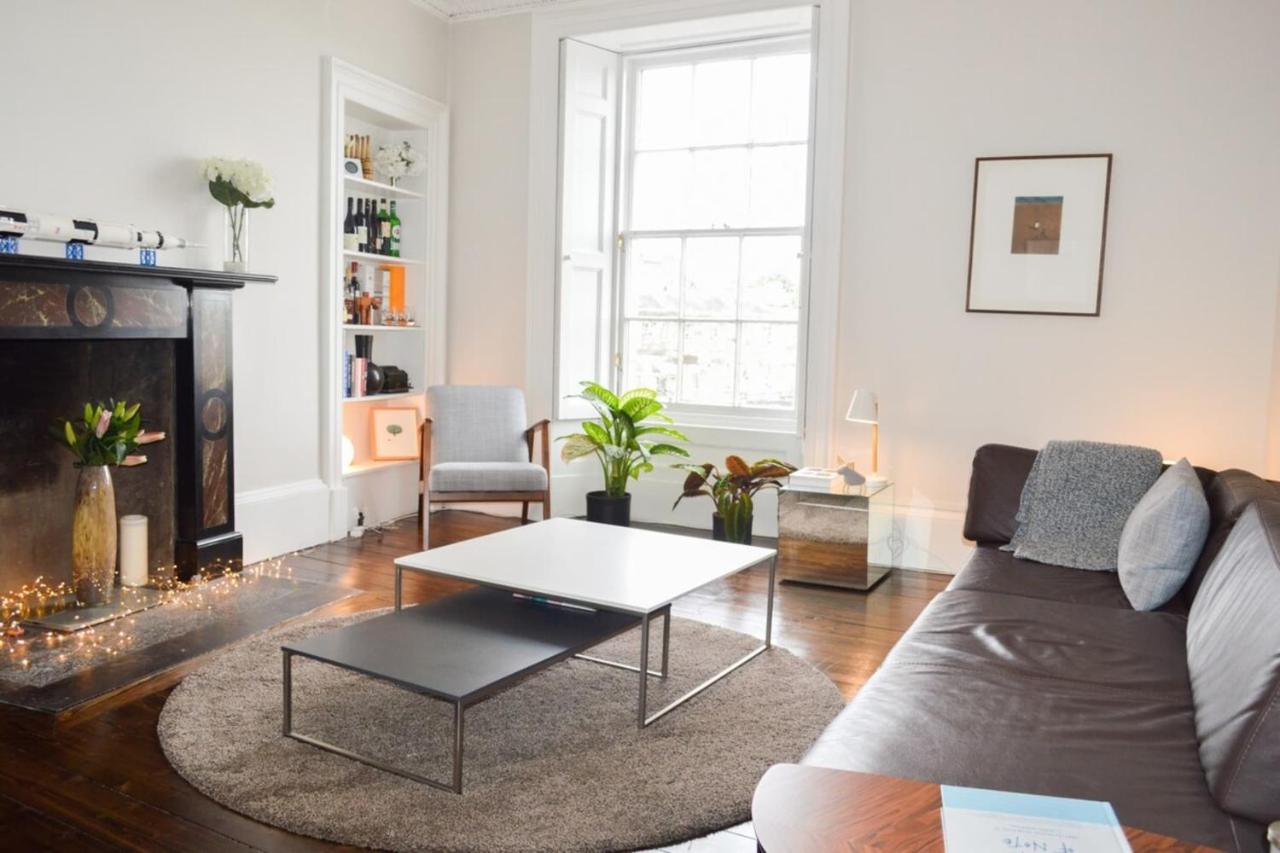 dónde alojarse en Edimburgo mejores hoteles donde dormir barato