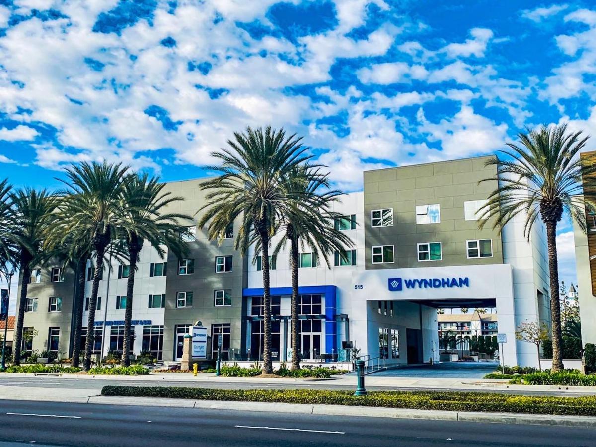 Image: Wyndham Anaheim