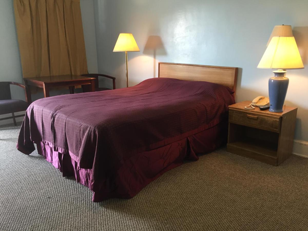 Economy Inn — photo 2