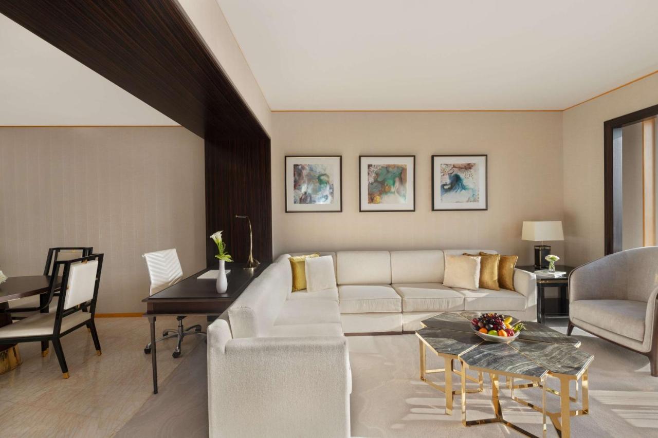 Shangri-La Dubai photo
