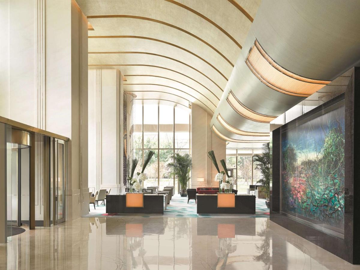 Jing An Shangri-La, Shanghai photo