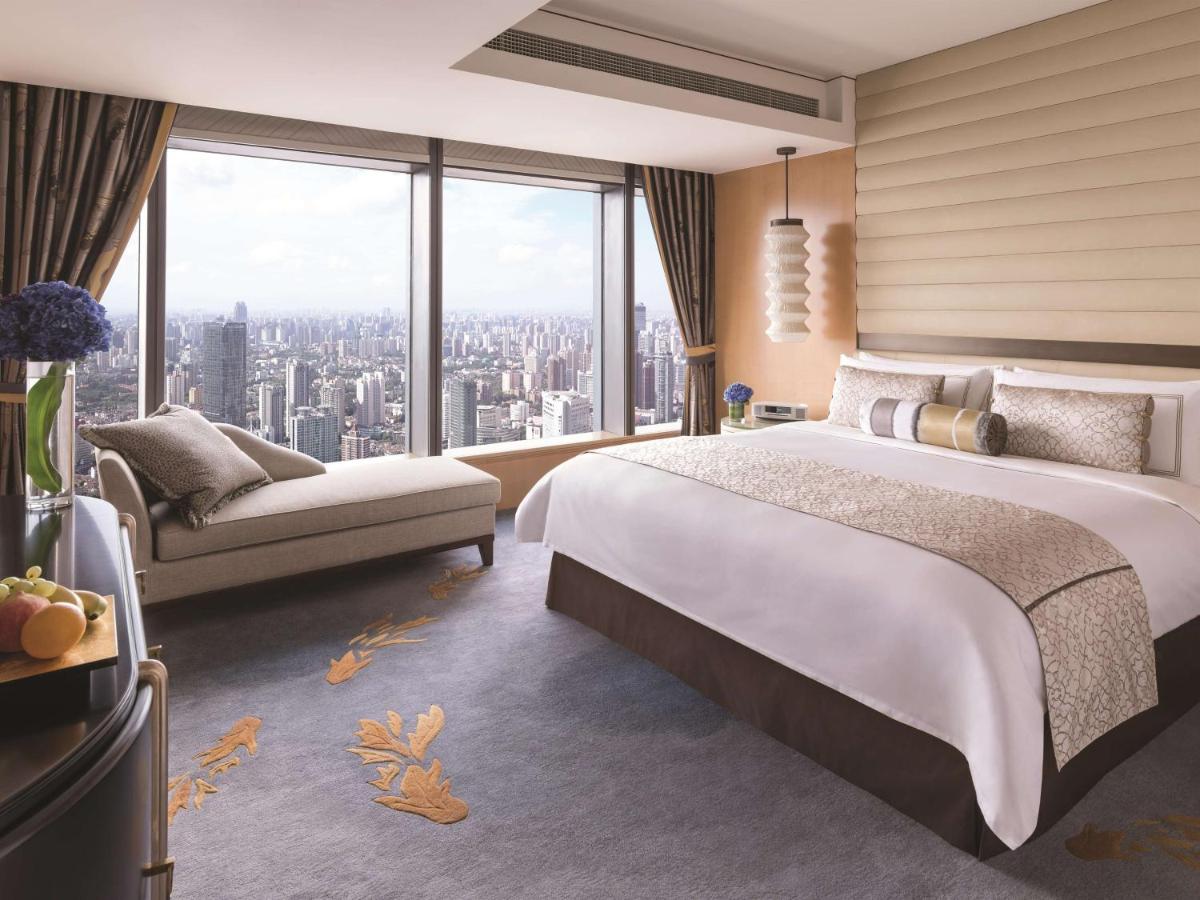 Jing An Shangri-La, Shanghai photo