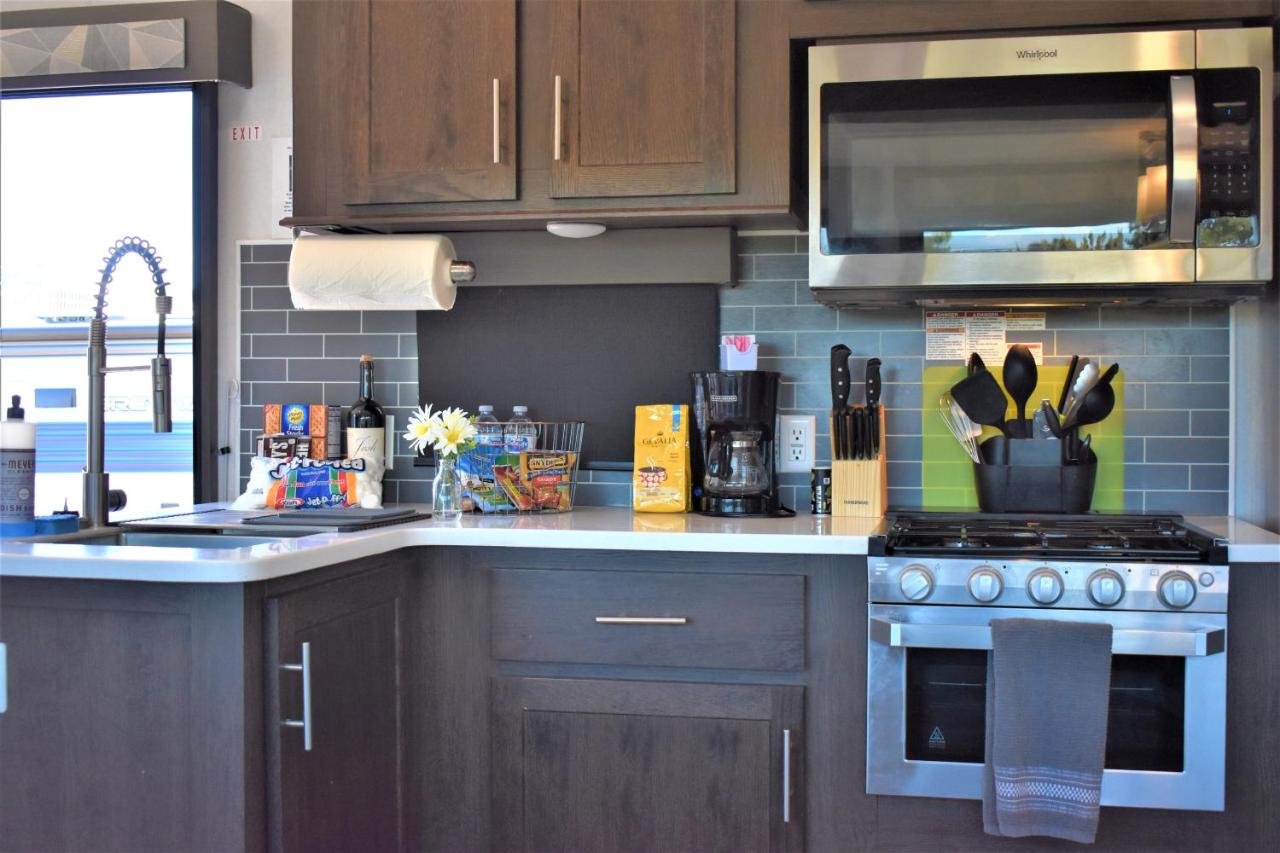Grand Canyon RV Glamping — photo 24