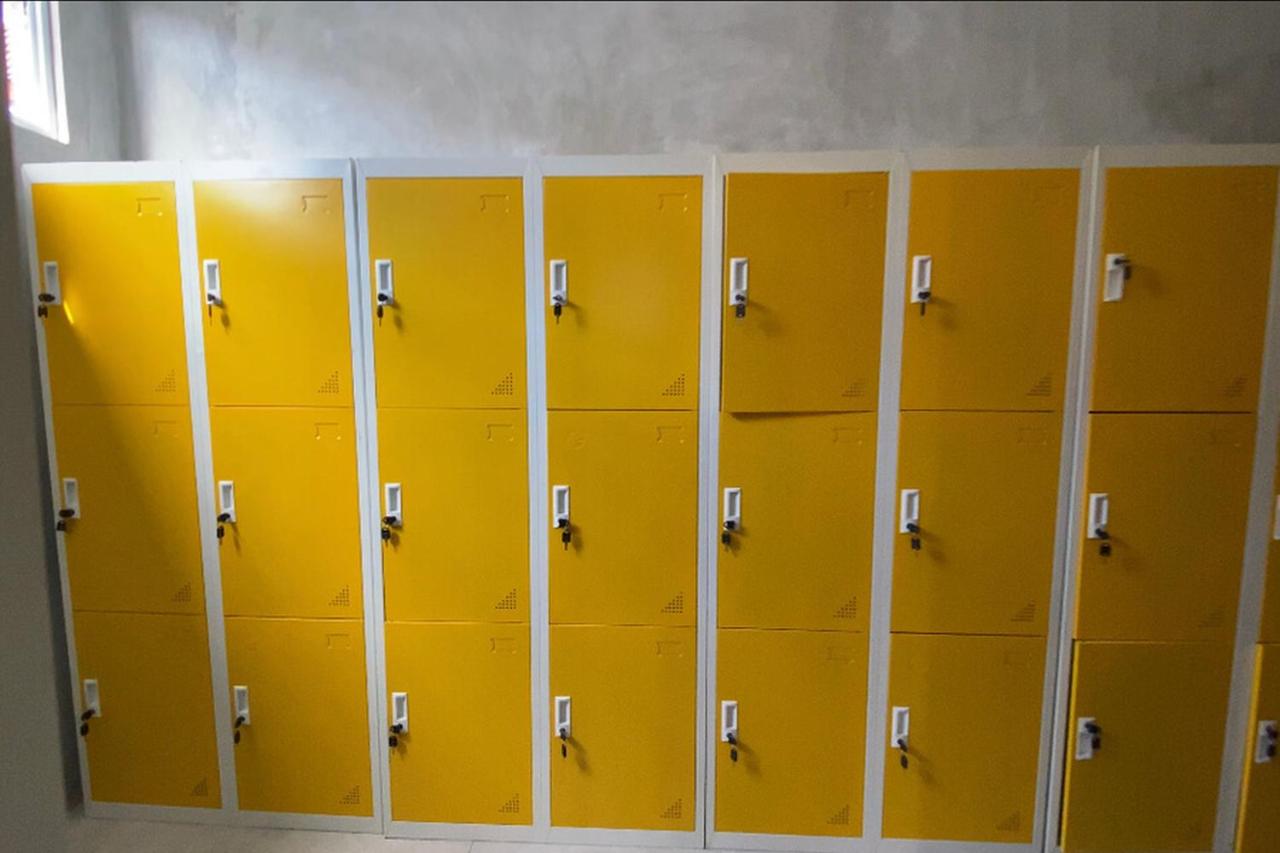 RedDoorz Hostel Near Ngurah Rai Airport Kuta - 5