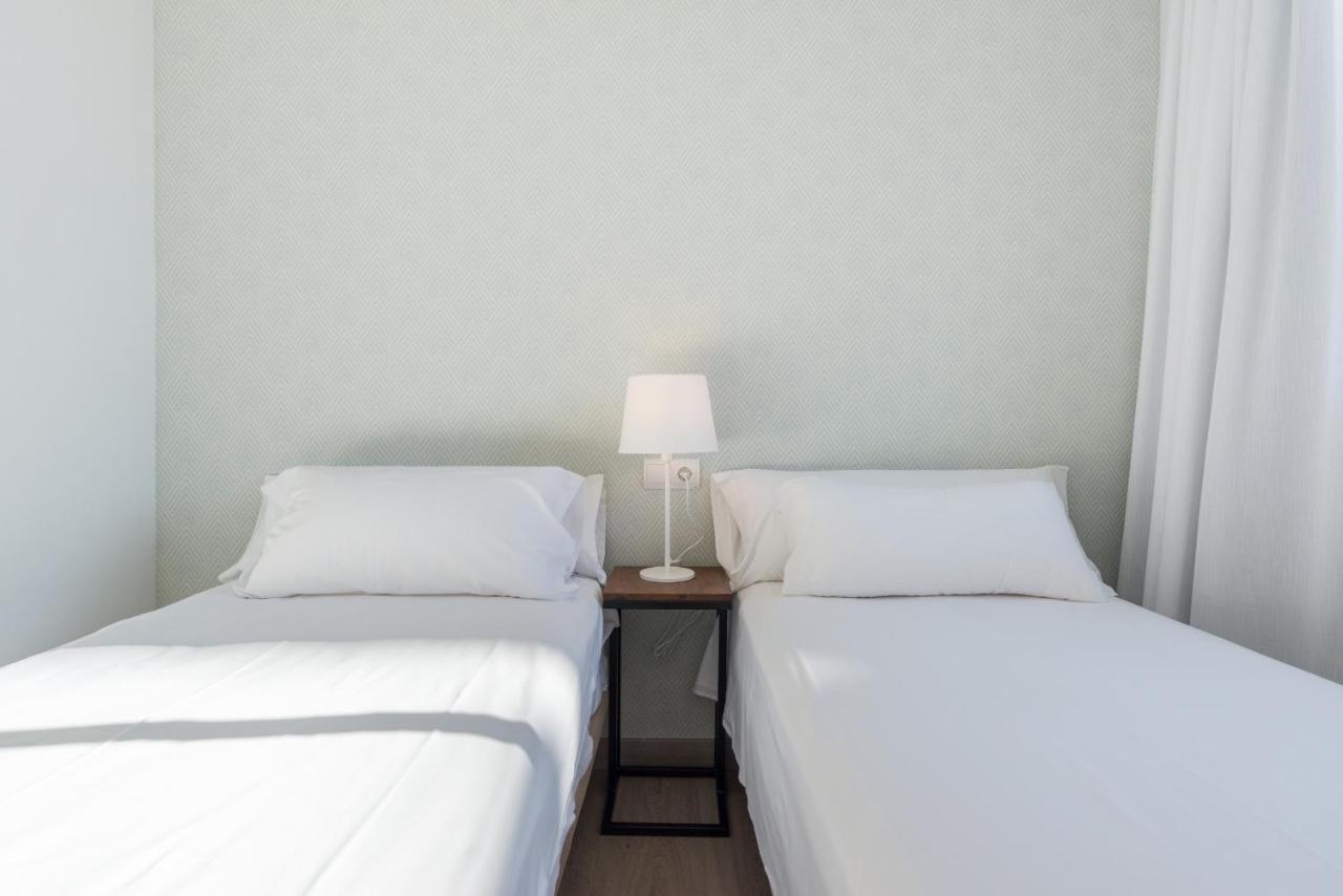 Urbe10 Atarazanas 2 Bedrooms Apartment, Málaga – Precios ...