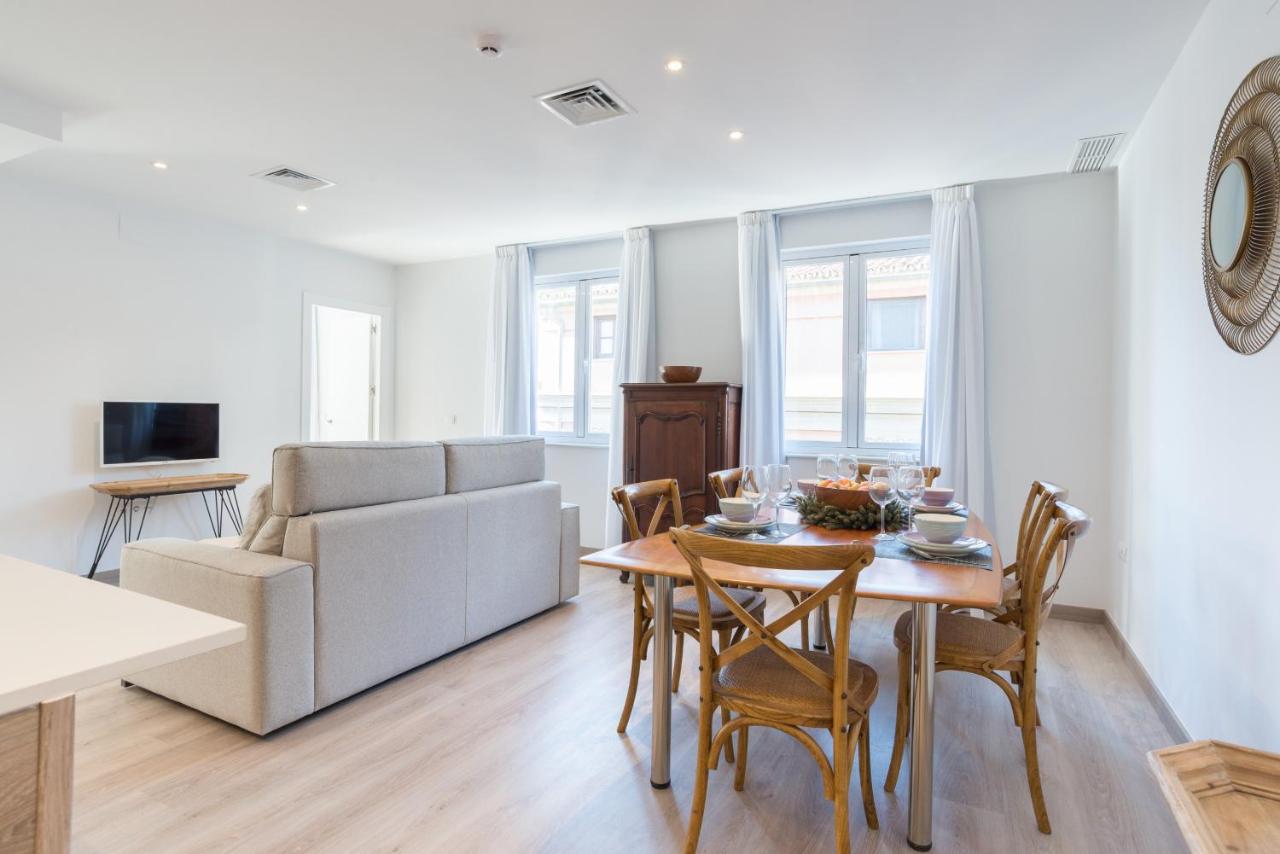 Urbe10 Atarazanas 2 Bedrooms Apartment, Málaga ...