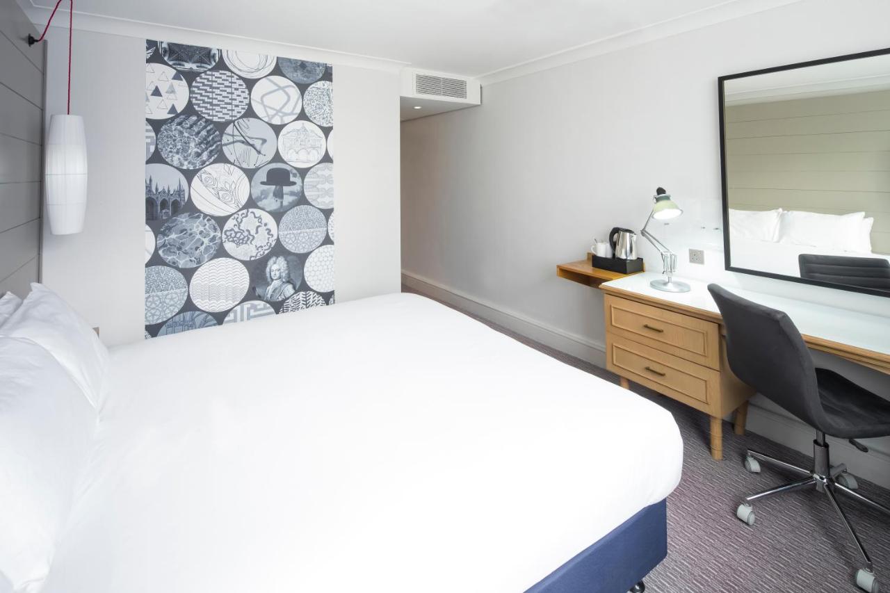 Standard Super King Room