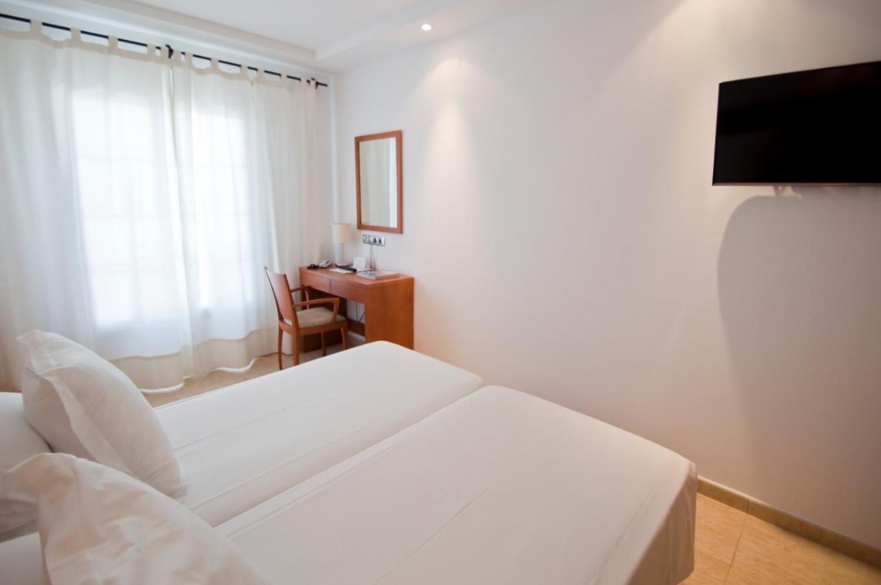 Hotel Jeni & Restaurant, Es Mercadal – Precios actualizados 2022