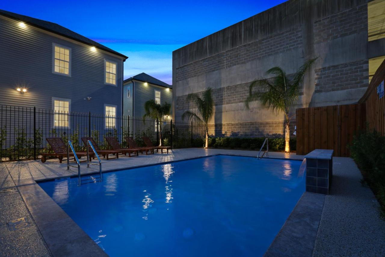 Hosteeva Newly Renovated Condos Near French Quarter — photo 9