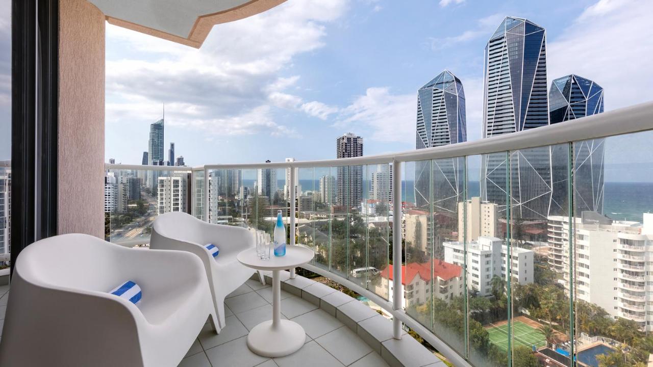 Oaks Gold Coast Hotel photo