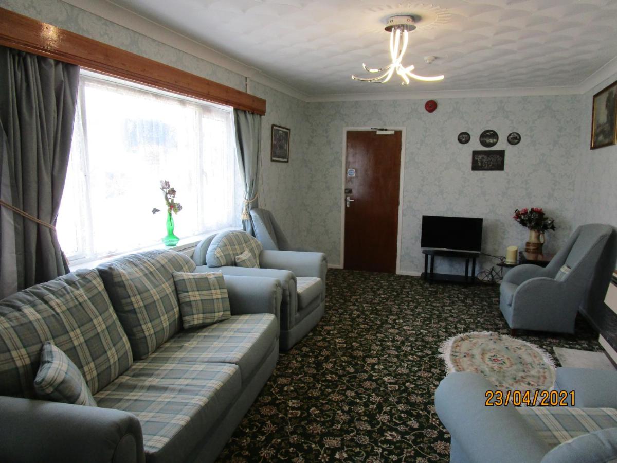 Tremains Guest House - Laterooms