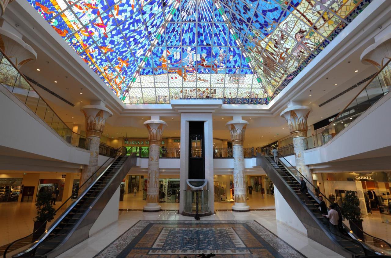 Mövenpick Hotel & Apartments Bur Dubai photo