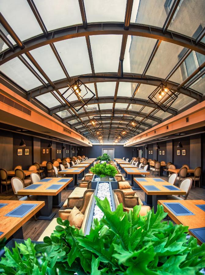 Sky Hotel Baku photo