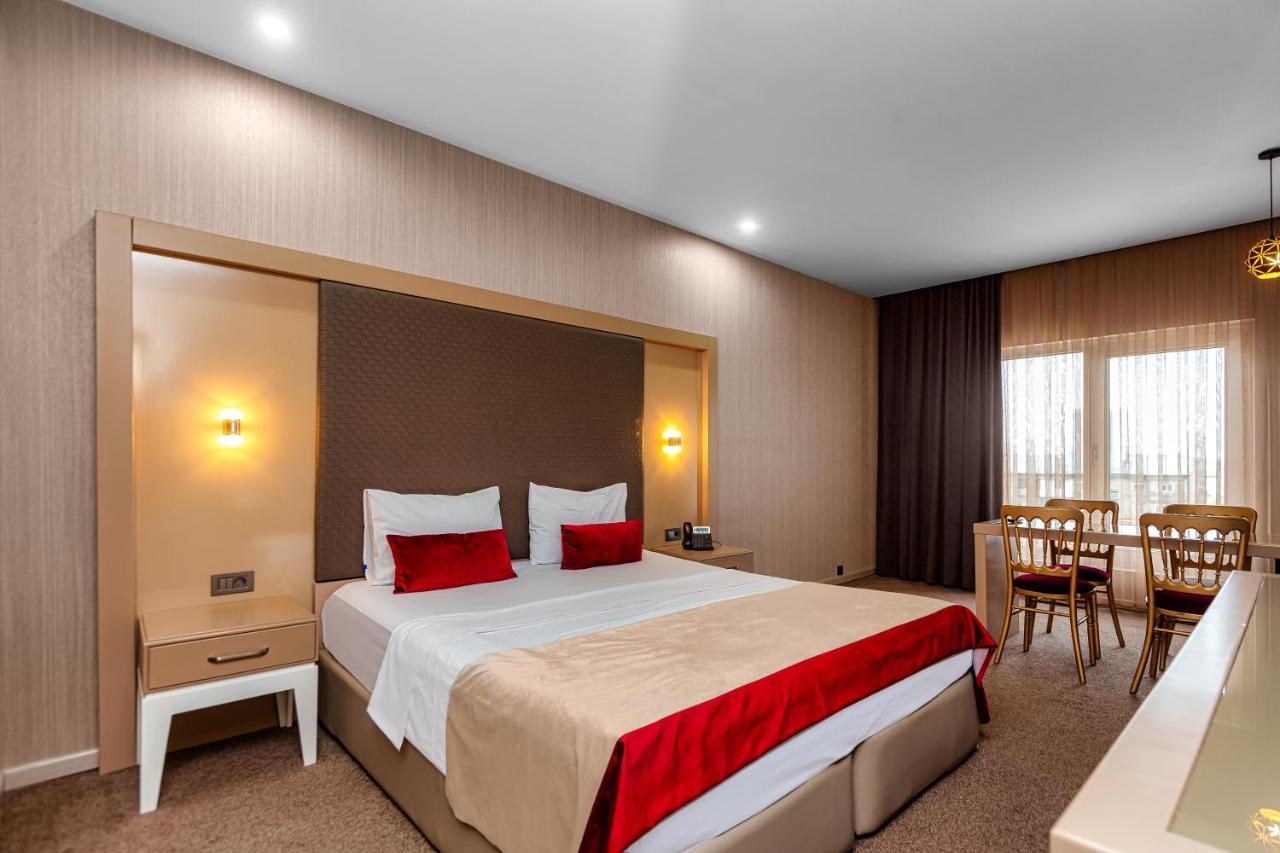 Sky Hotel Baku photo