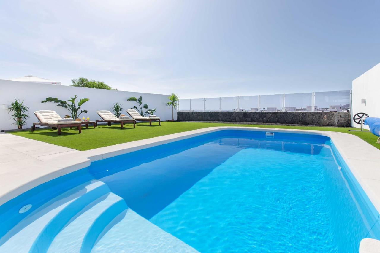 Vacation Home Casa Princesa Gara, Yaiza, Spain - Booking.com