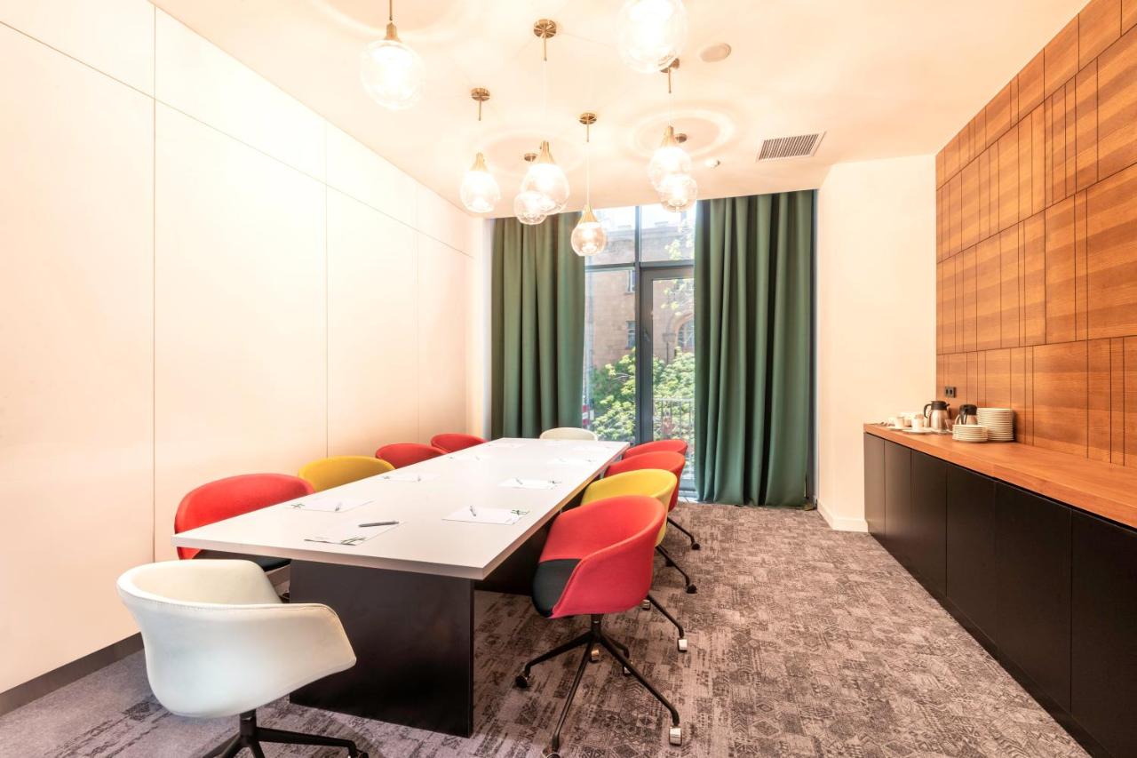 Holiday Inn Yerevan - Republic Square, an IHG Hotel photo