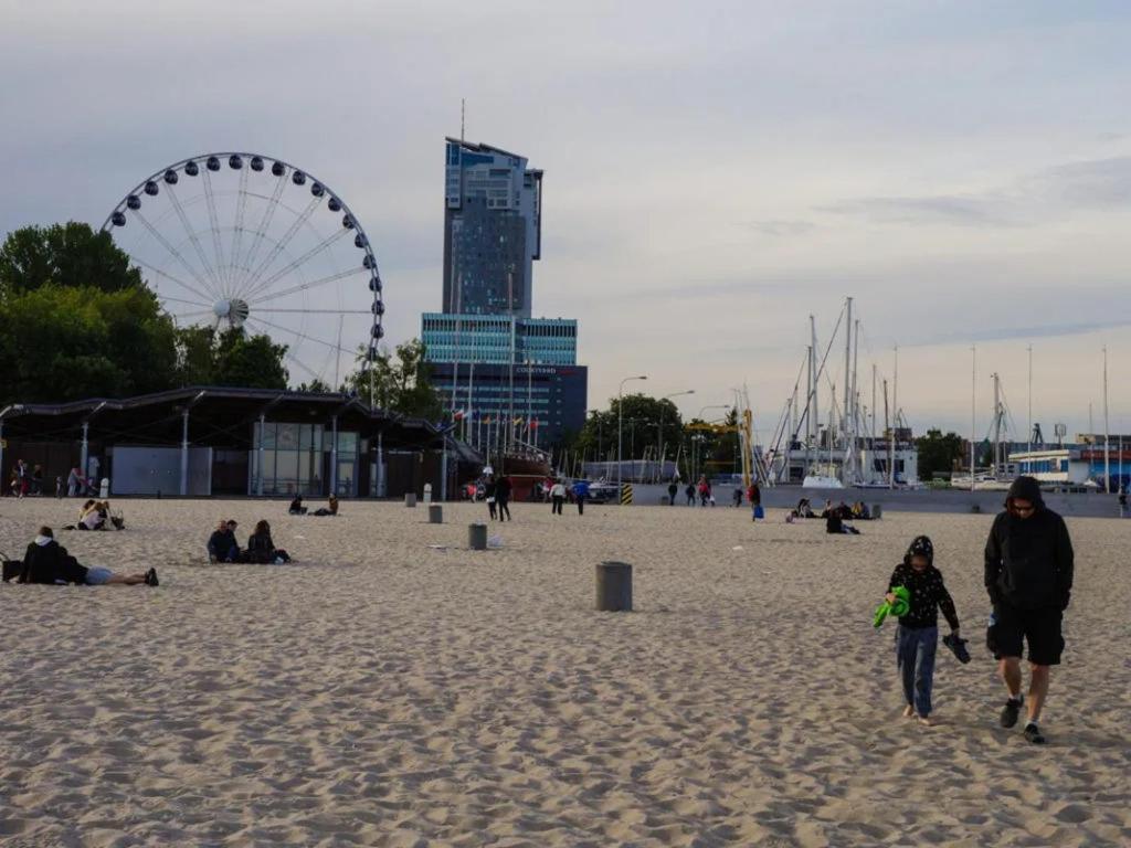 Beach: SoGdynia Apartament przy Skwerze Kościuszki dla 2 + 2 (+2) + PLAŻA