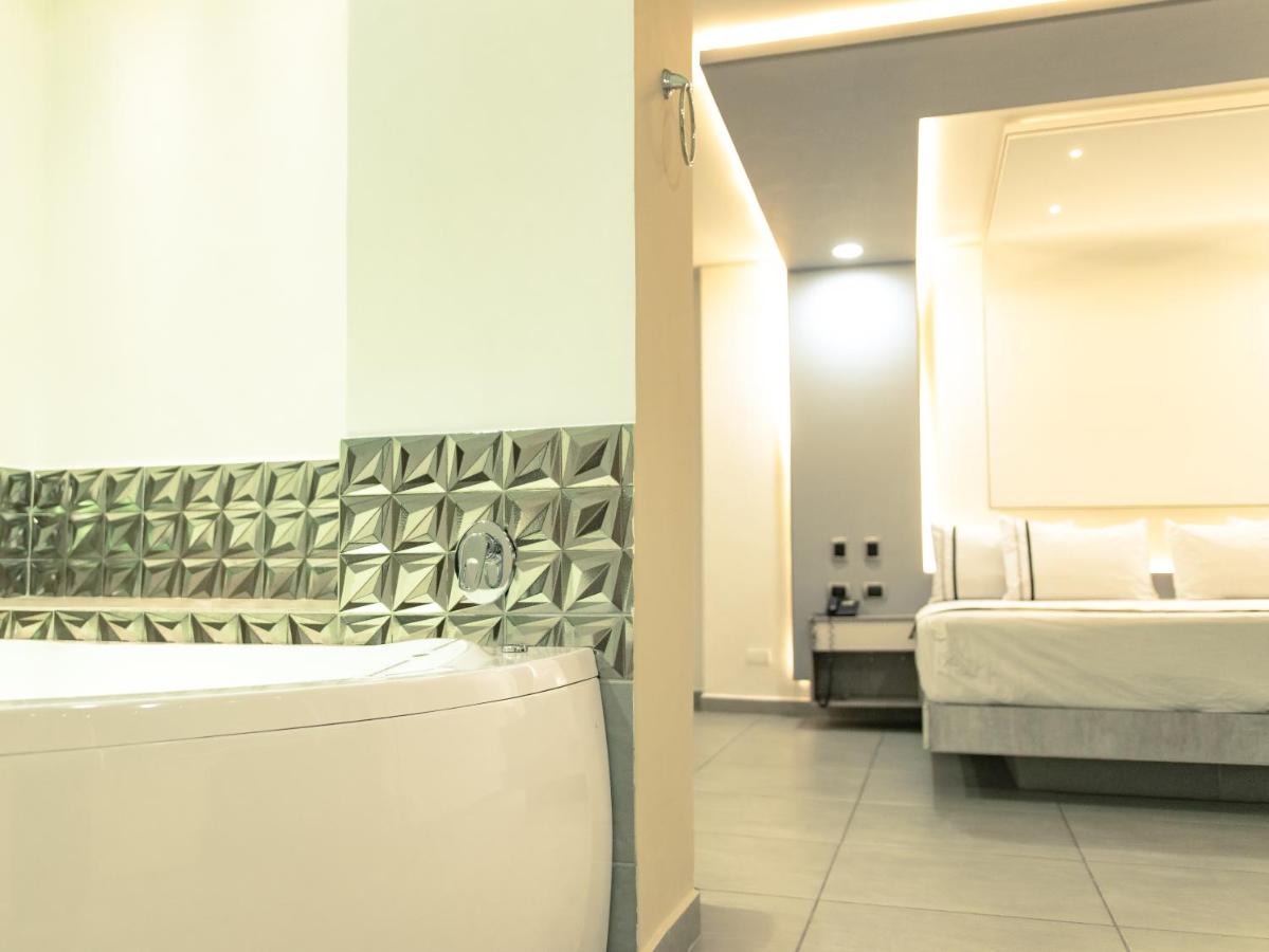Mandala Hotel Medellin photo
