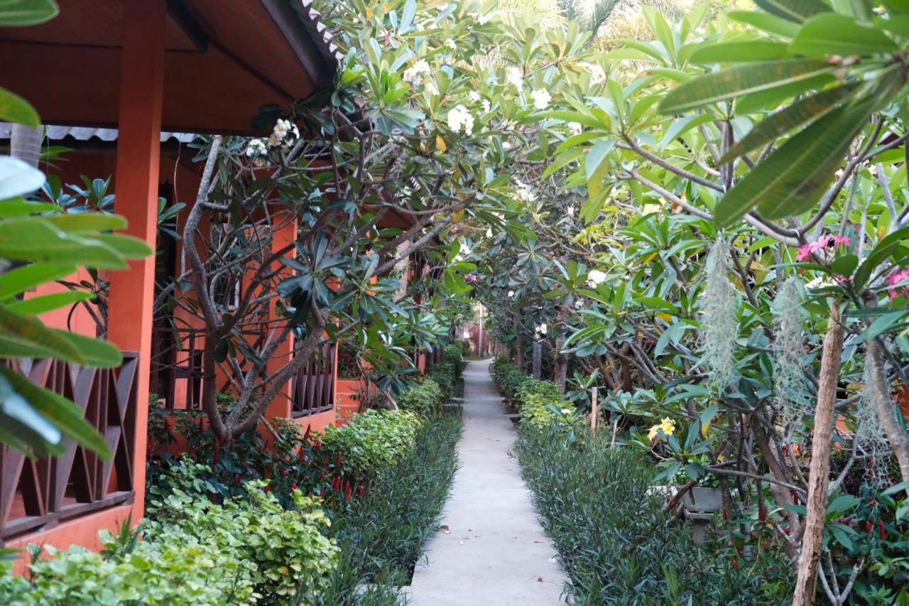 Image: Nat Resort Koh Tao