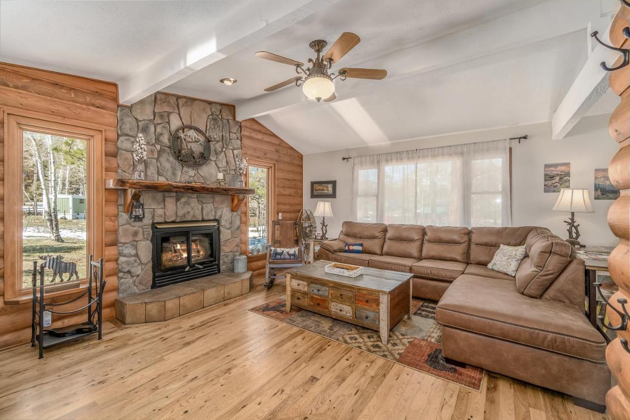 Lazy Elk Retreat Cabin