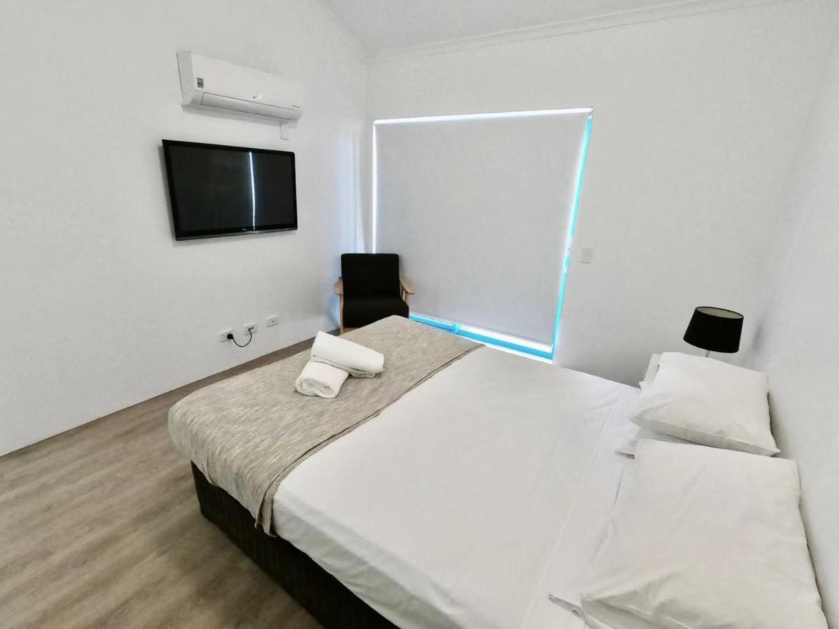 Aruba Surf Resort photo
