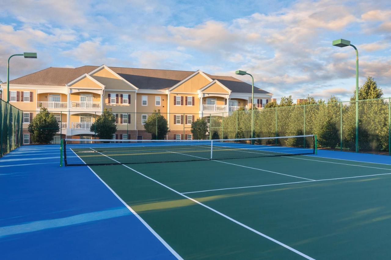 Tennis court: Club Wyndham Governors Green