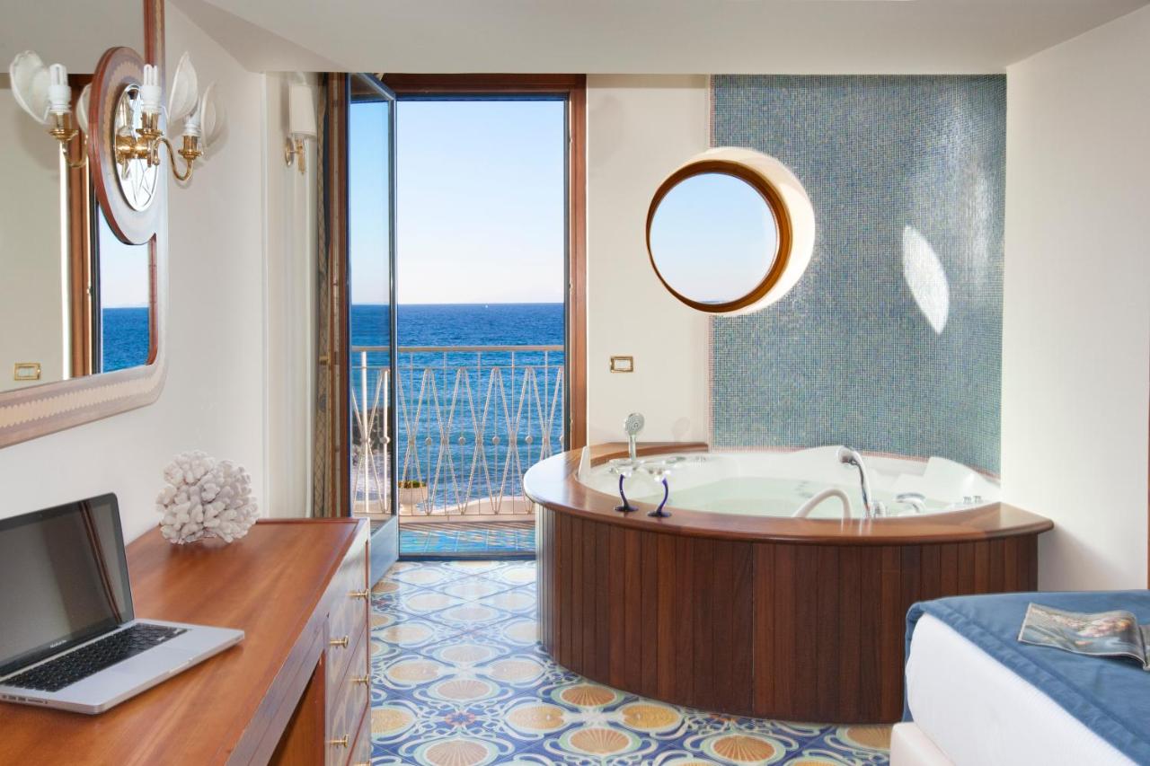 Alimuri Bay Resort - 3