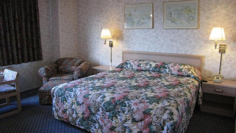 Nisei Inn — photo 4