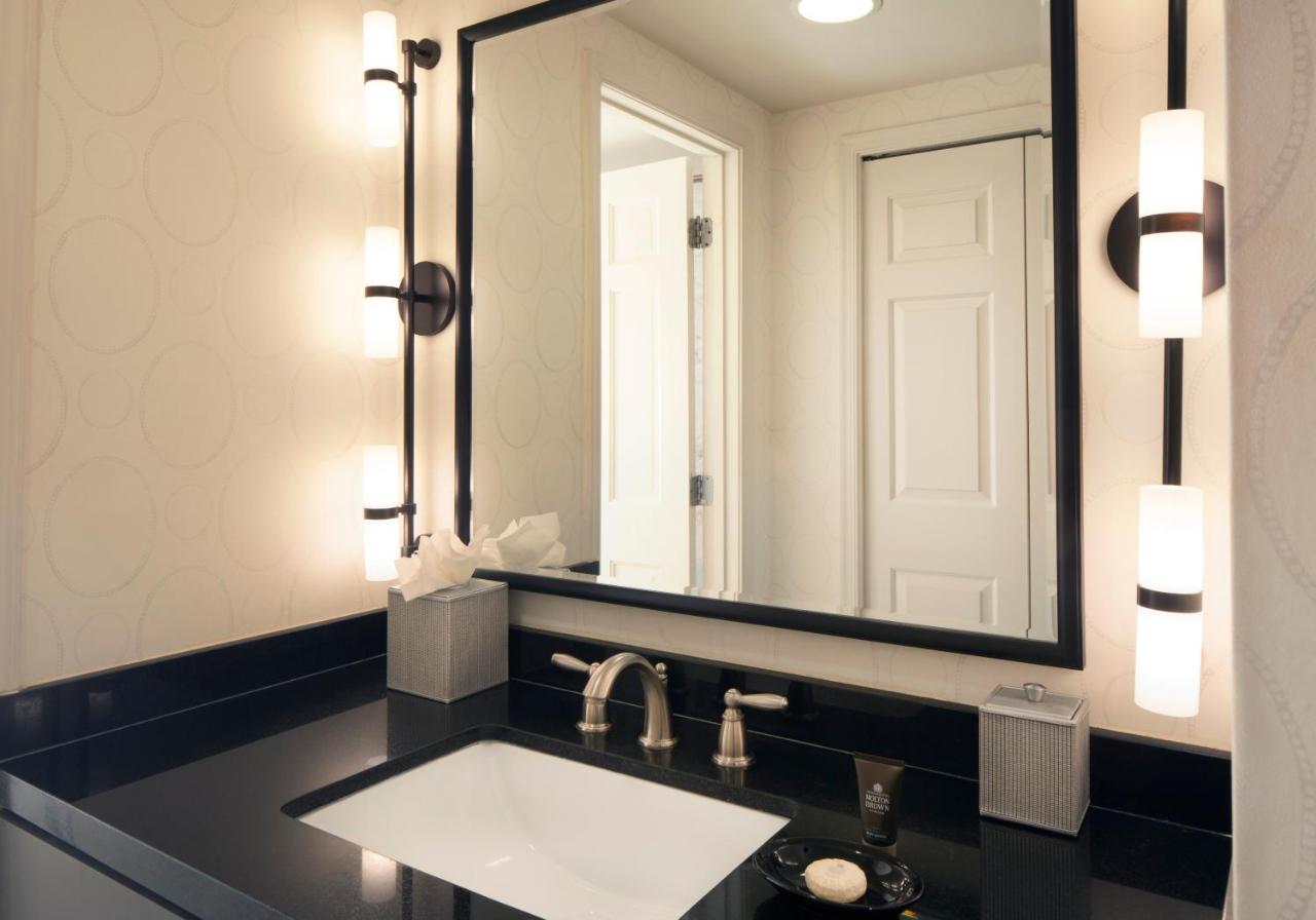 Melrose Georgetown Hotel — photo 15