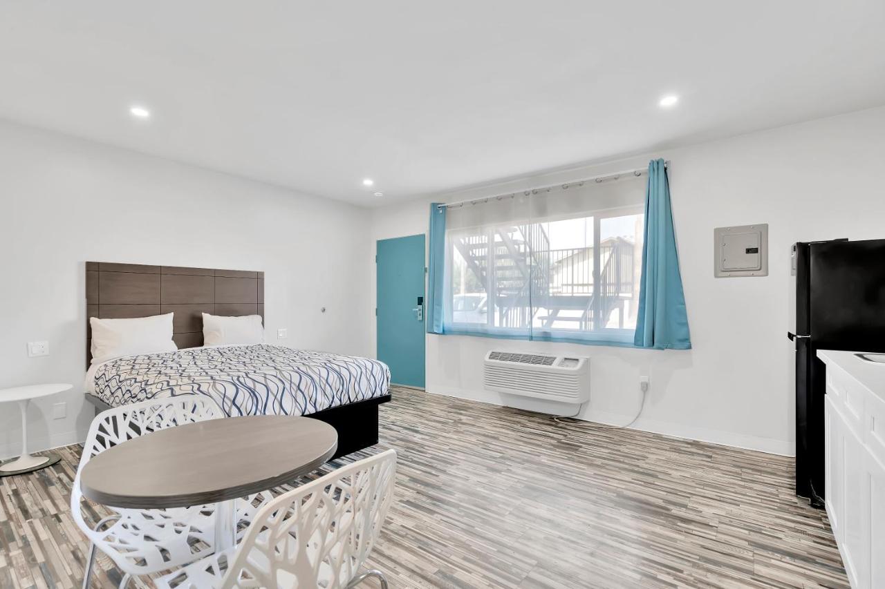 Trade Winds Motel — photo 2