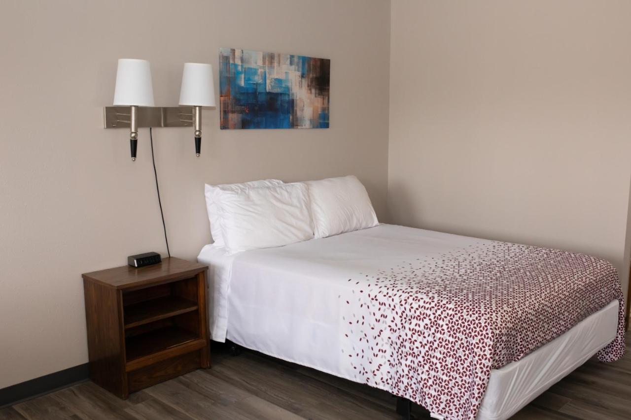 Arapahoe Motel — photo 16