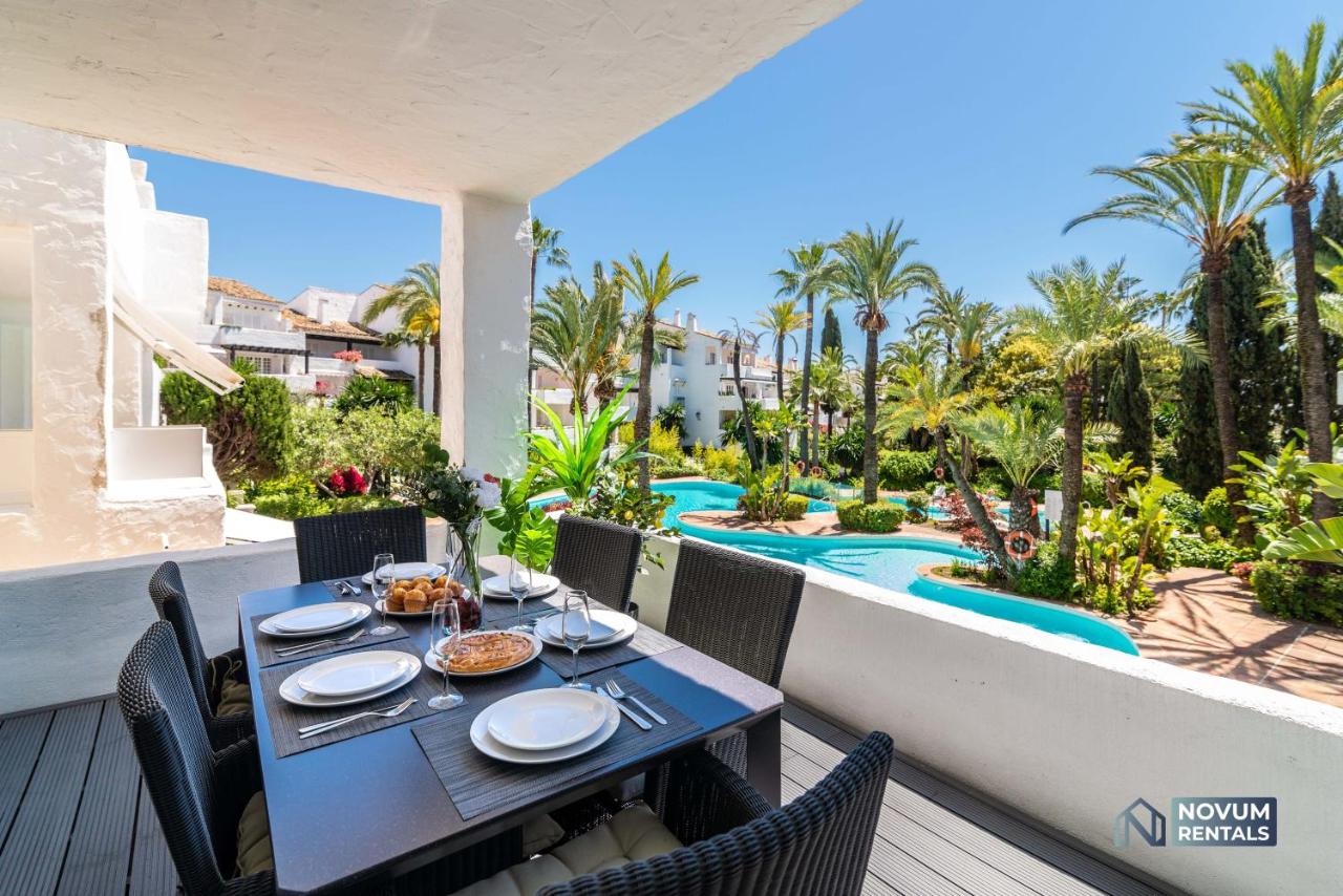 Luxurious beachside in the heart of Puente Romano, Marbella ...