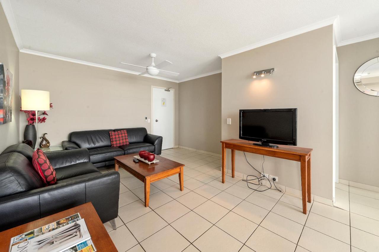 Sandpiper Broadbeach photo