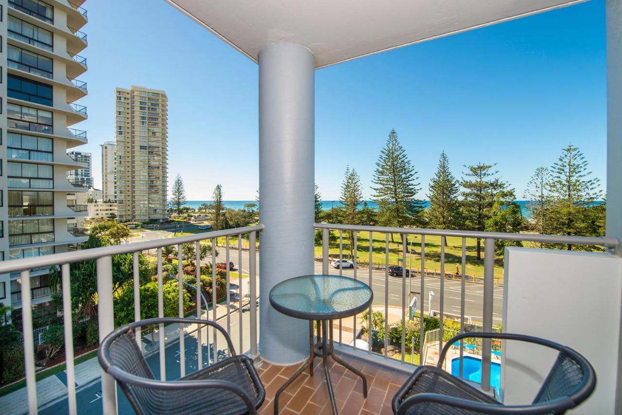 Sandpiper Broadbeach photo