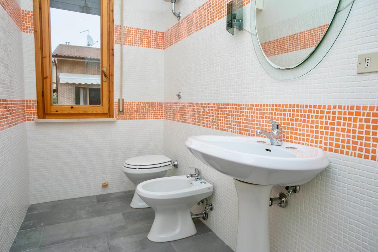 S76 - Sirolo, bilocale con terrazzo in centro photo