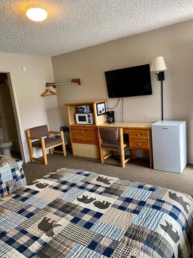 Green Creek Inn and RV Park — photo 16