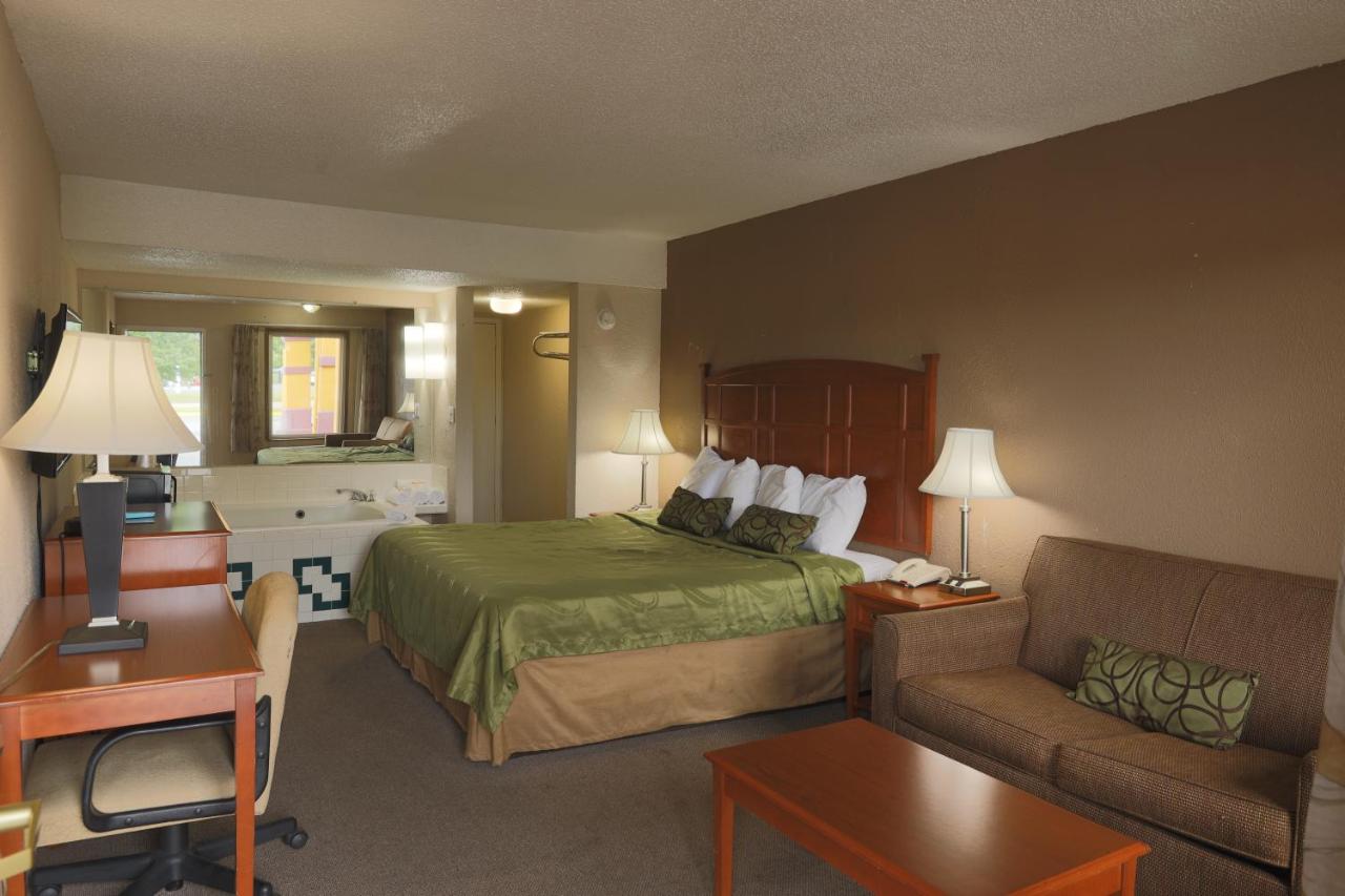 Doe River Inn-Elizabethton — photo 2