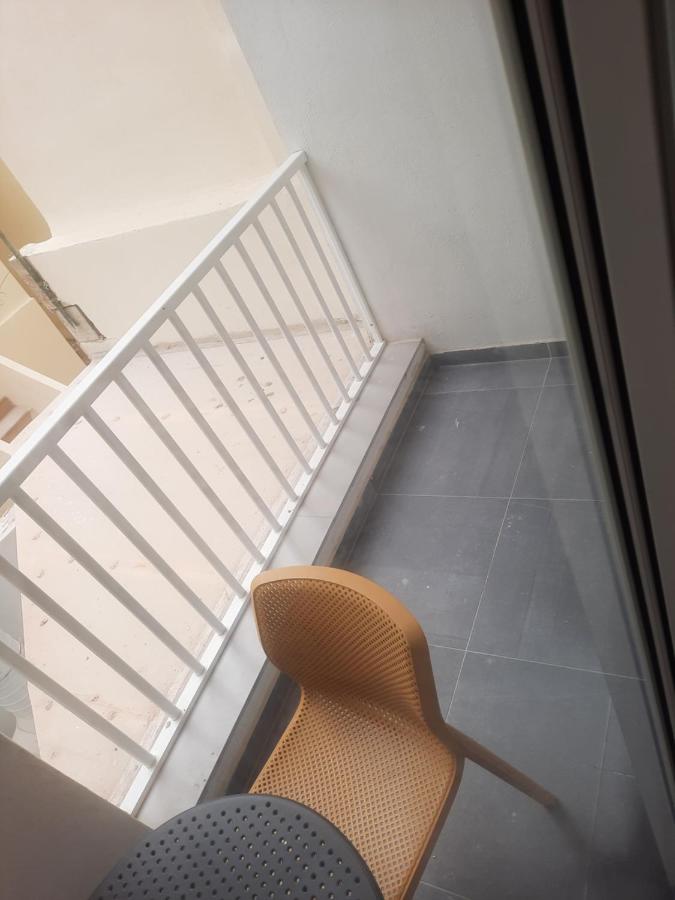 Beach: Hotel Shoreline