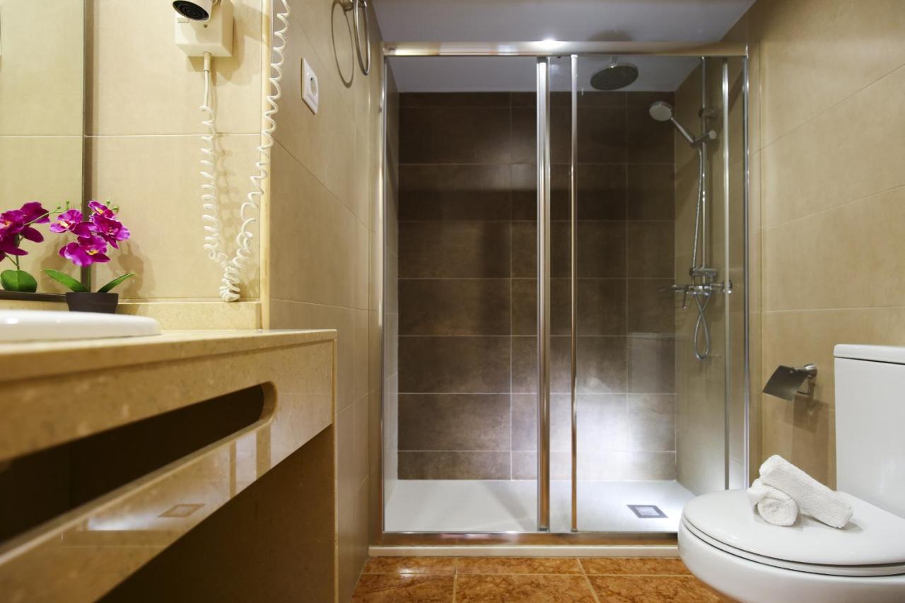 Punta Prima Park Planet Costa Dorada, La Pineda – Updated ...